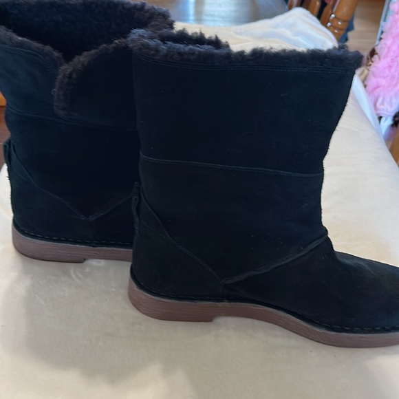 Clark’s Sueded Boots NWT - Picture 5 of 9